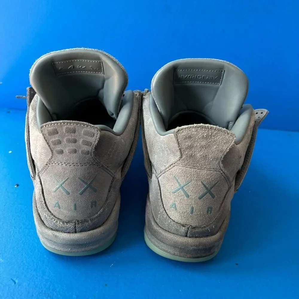 KAWS x NIKE AIR JORDAN RETRO IV 4 GREY  930155 003 SIZE 12